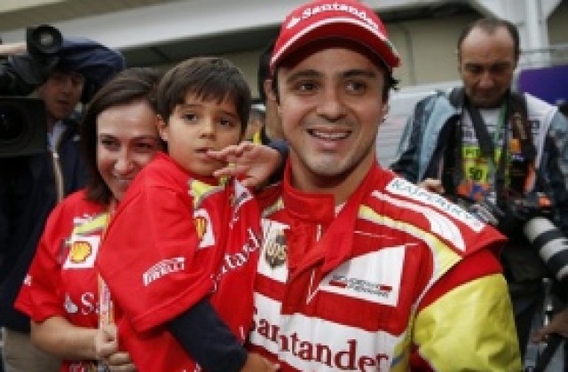 Ферари изпрати Маса с... двигател