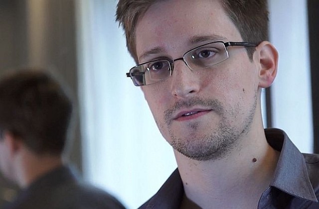 Сноудън ще помогне на Бразилия за американския шпионаж, ако получи убежище