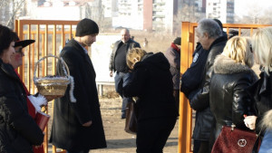 Полицаи и НСО охраняват Котаракът в чизми