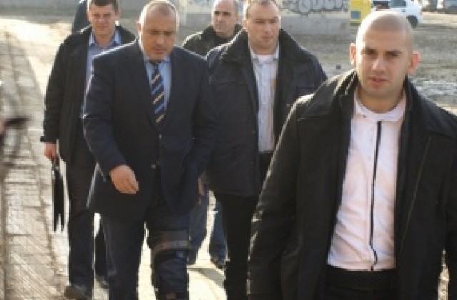 Борисов иска управляващите да спрат да подслушват опозицията