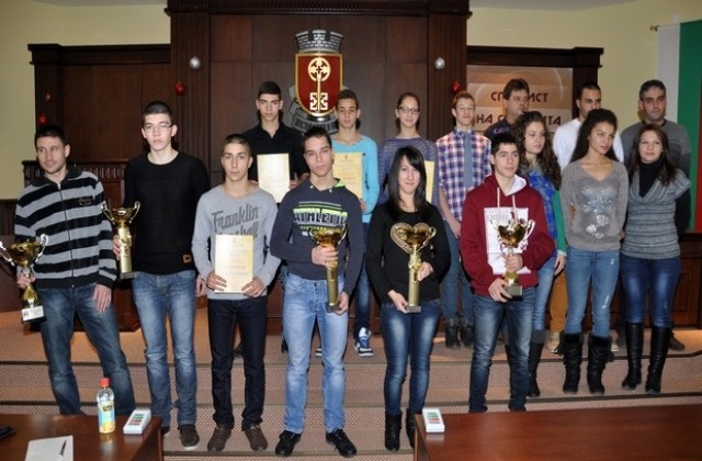 Наградиха най-добрите спортисти в Хасково за 2013 г.