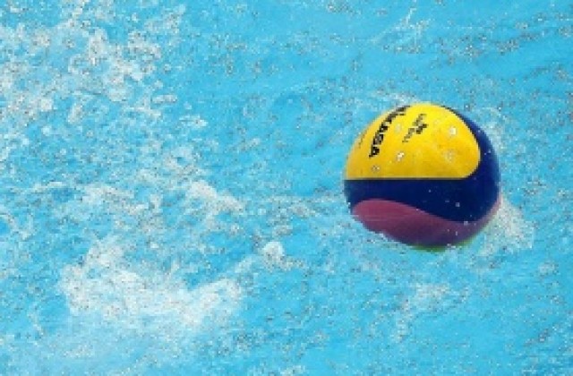 Шок: Финалът във водната топка без публика!