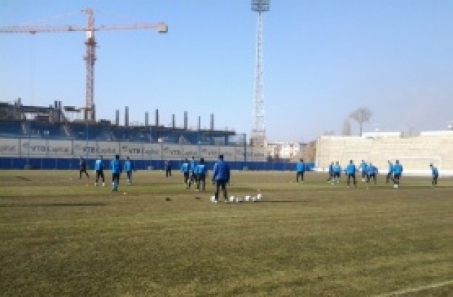 Левски завърши тренировките с шумно занимание