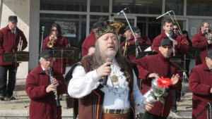 Володя Стоянов ще весели дупничани на Нова Година