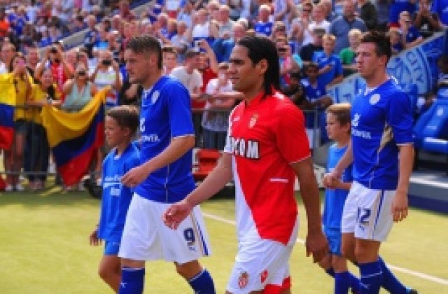 Желаният от Моуриньо Фалкао започва занимания с основната група