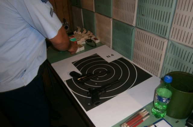 Габровските полицаи сред най-добрите стрелци в страната