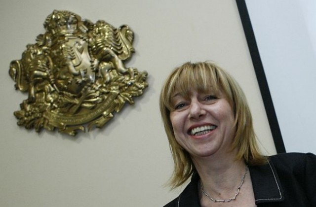 Министър Клисарова: Законът за образованието не трябва да бъде наложен, а дискутиран
