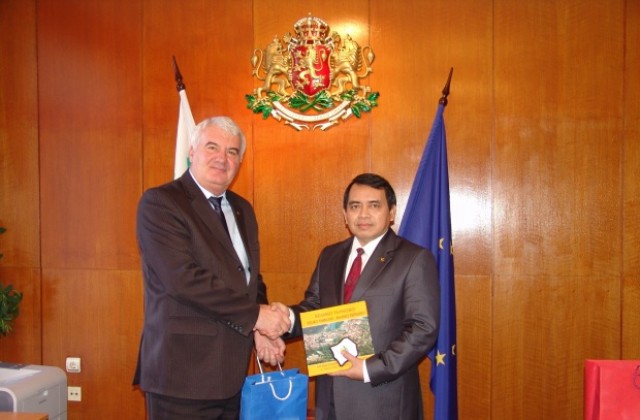 Областният управител се срещна с посланика на Индонезия