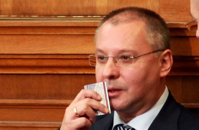Прокуратурата предлага административно наказание за Станишев