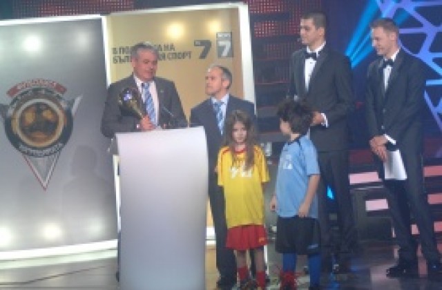 Стойчо Стоев е треньор номер 1 за 2013: Симбиозата при нас ни донесе успеха