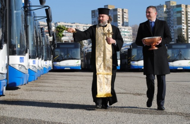 Новите автобуси полазват Варна на Игнажден