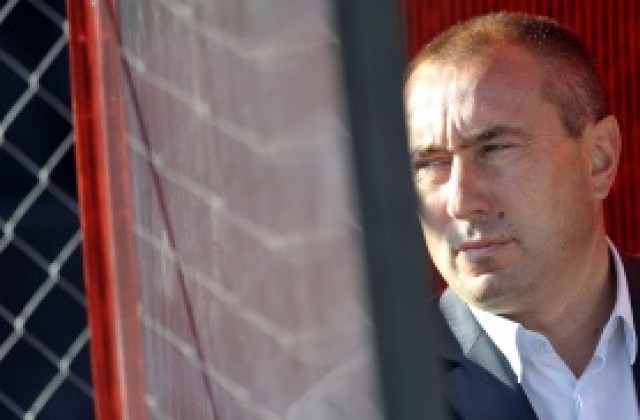 Мъри излетя за Франция, гледа защитник и халф