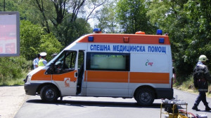 Нова жертва на пътя лед подхлъзна БМВ край Варна