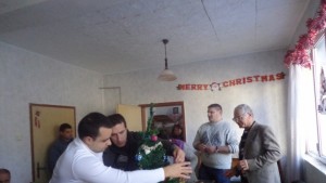 ГЕРБДупница зарадва с подаръци Съюза на слепите и Клуба на