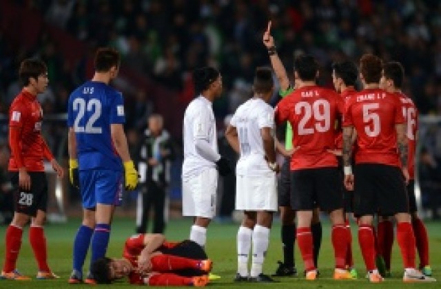 Роналдиньо с гол и червен картон за третото място на Атлетико Минейро