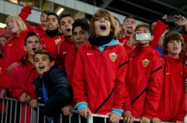 Алмерия се отдалечи от дъното за сметка на Бетис