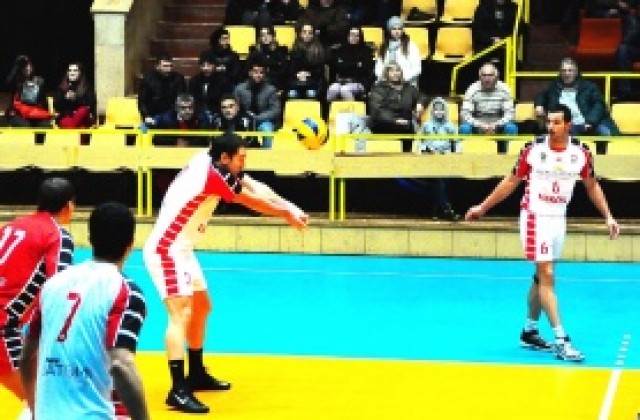 Нефтохимик оцеля след тайбрек в Добрич