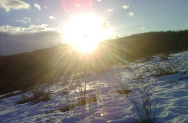 Зимното слънцестоене, слънцето се движи над тропика на Козирога