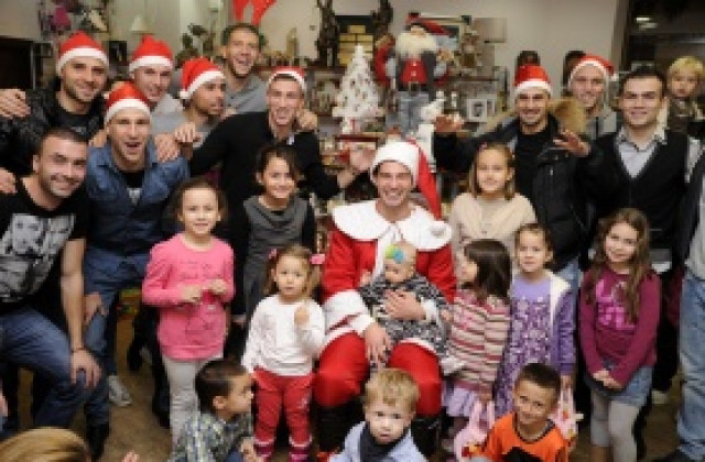 Футболният Дядо Коледа Симеон Славчев: Не спирайте да вярвате!