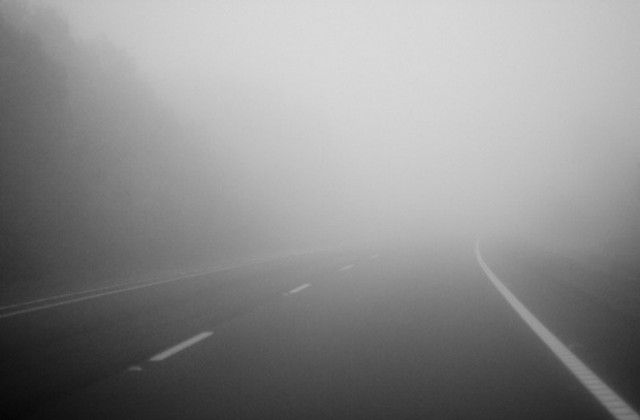 Мъгла в Сливен и Нова Загора, видимост 50-100 метра