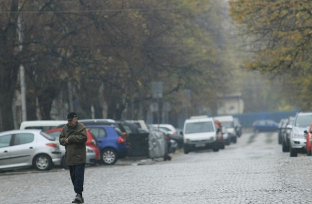 Посрещаме Новата година без сняг и валежи