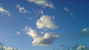 Слънчево време със слаб вятър и високи за сезона температури