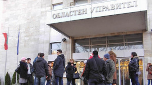 В Добрич протестираха срещу правителството на Орешарски