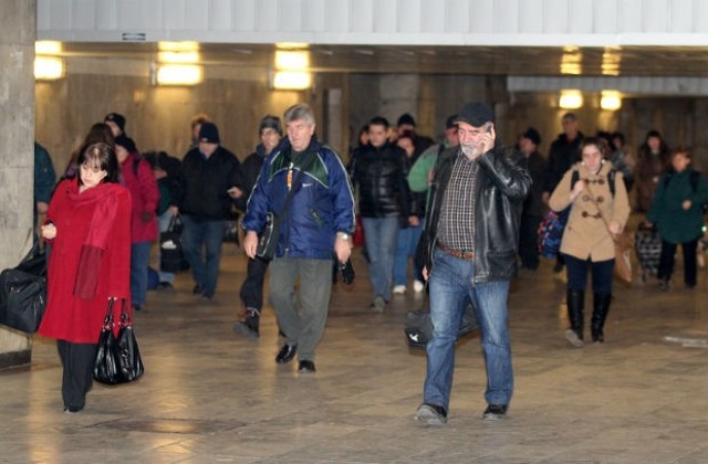 Следпразничното прибиране в София започна