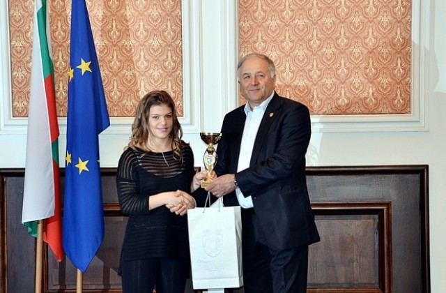 Бетина Темелкова стана Спортист на 2013 година на община Сливен
