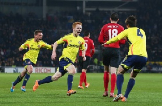 ВИДЕО: Съндърланд се добра до хикс срещу Кардиф с два късни гола