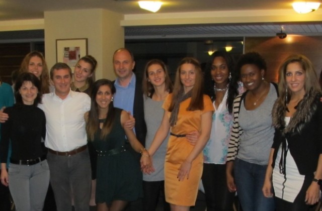 „Сините феи“ се зареждат с положителни емоции по празниците