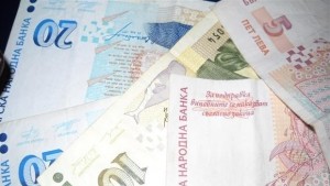 Крадец задигнал пари от къща