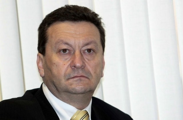 Годишният бонус на шефовете на ЕРП-тата е 3 млн. лв., заяви Таско Ерменков