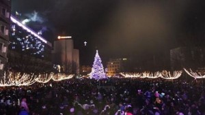 С песни и танци благоевградчани посрещат 2014 г
