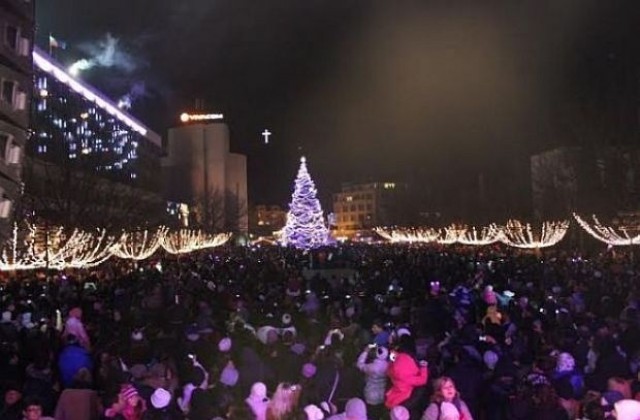 С песни и танци благоевградчани посрещат  2014 г.