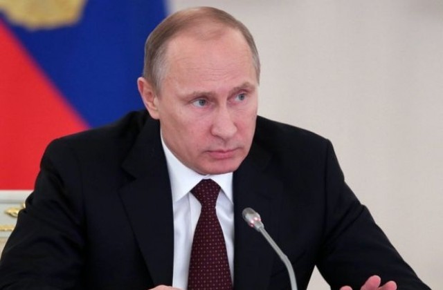 Путин и Оланд ще засилят сътрудничеството в борбата с тероризма