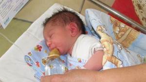 260 бебета помалко са проплакали във Варна