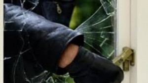 Окрадоха магазин за хранителни стоки в празничната нощ