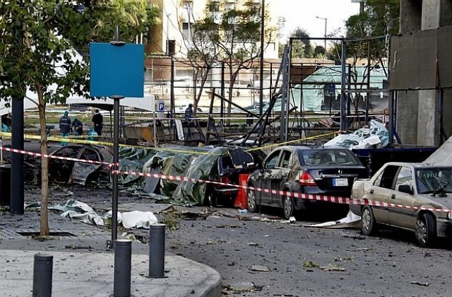 Мощна експлозия в Бейрут взе жертви