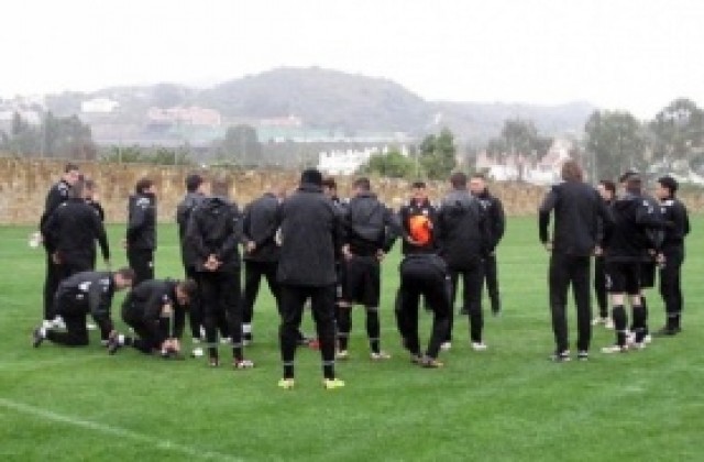 Локо Пд лети на 7.01 за Канарските острови, играе два мача и се връща на 12.01