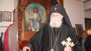 Врачанският митрополит Калиник ще благослови Ивановците в Мездра