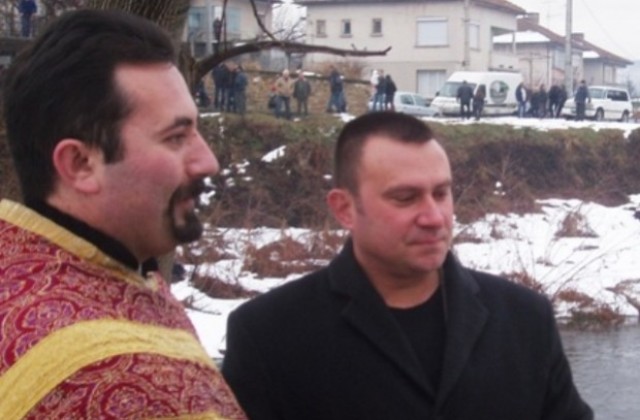 Отец Георги ще отслужи литургията в Дряново на Йордановден