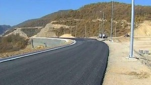 Новият път за Маказа се открива до края на януари