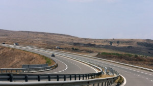 Спират движението на камиони за Бургас