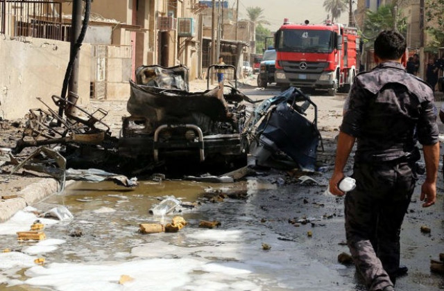 Серия бомбени експлозии в Багдад убиха десетки