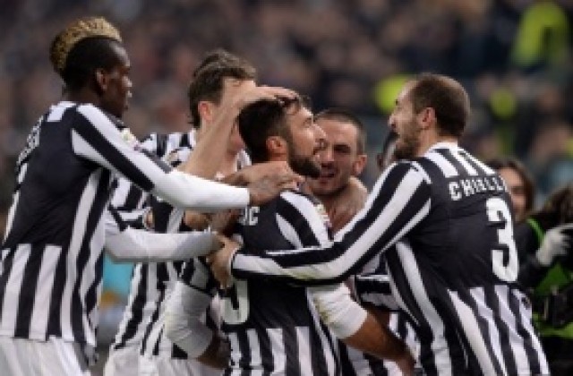 Ювентус спечели дербито, нанесе първа загуба на Рома и поведе с 8 точки