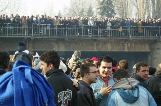 Над 2 000 кюстендилци празнуват имен ден на Богоявление