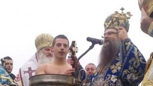 21годишен студент хвана кръста в Марица