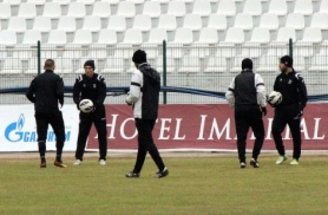 Здравко Лазаров отпадна от групата на Локо Пд за лагера в Испания