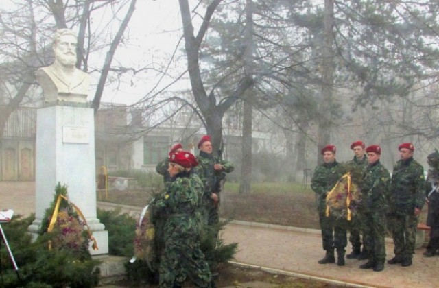 Горна Оряховица се преклони пред Ботев